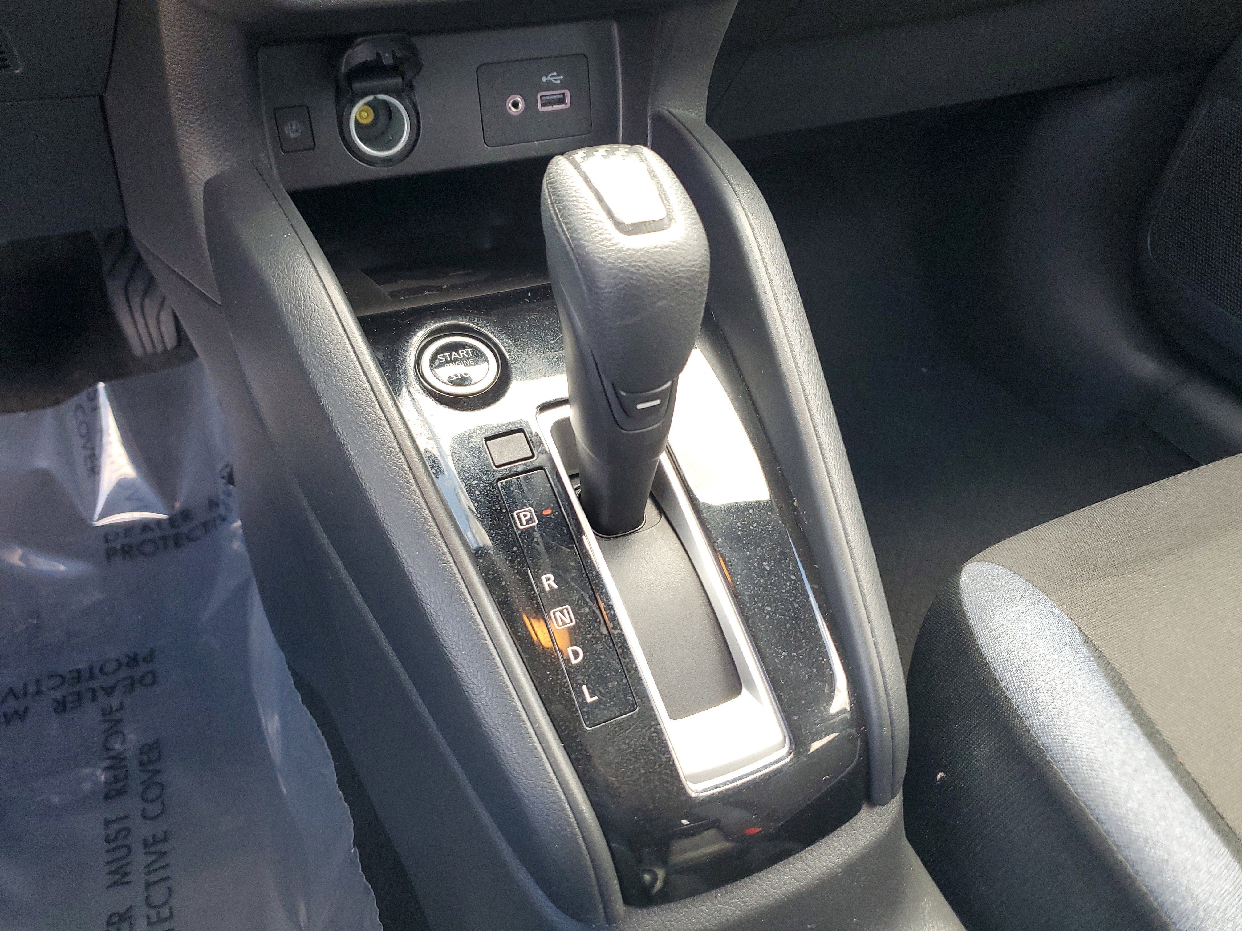 Certified 2025 Nissan Versa SV w/ Trunk Package image 22