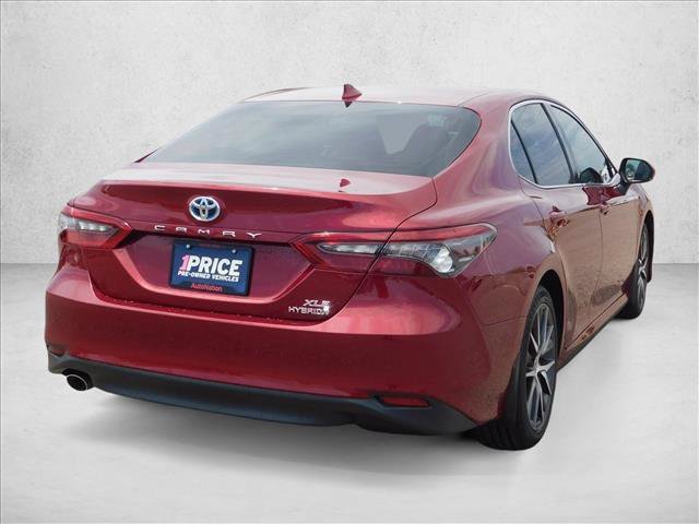 Used 2022 Toyota Camry XLE FWD image 9
