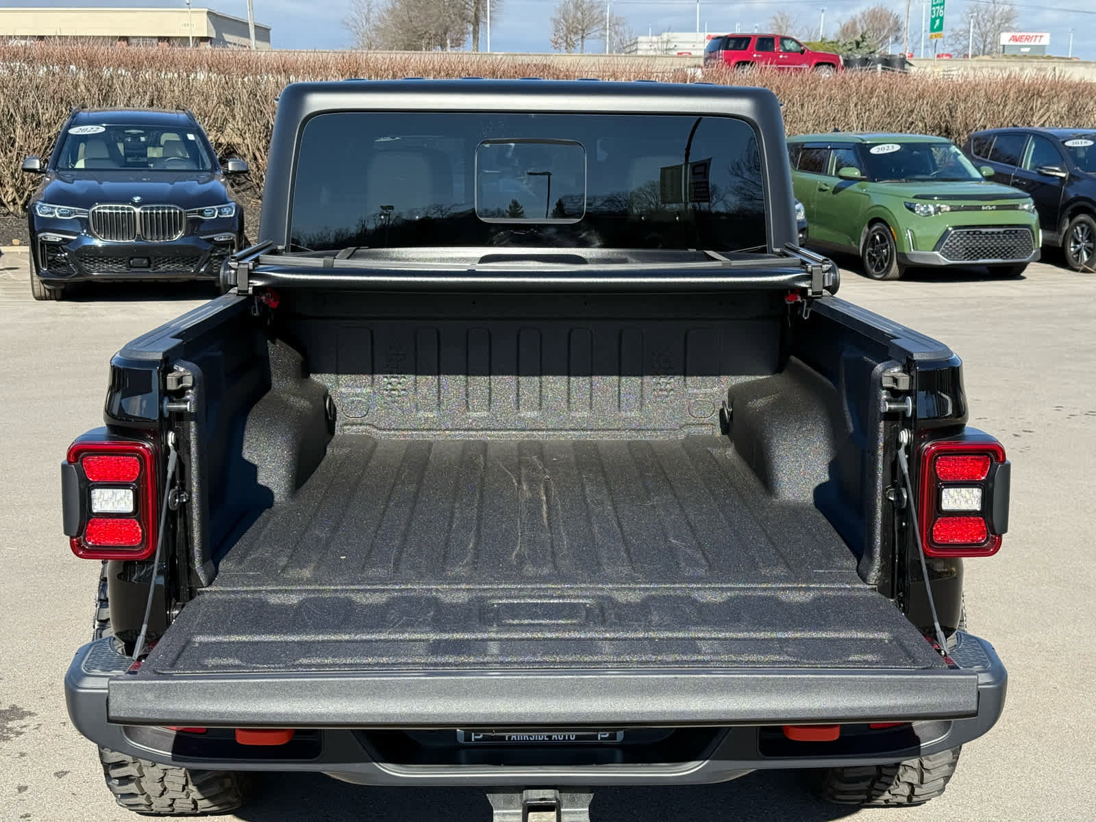 Used 2025 Jeep Gladiator Mojave w/ Convenience Group image 33