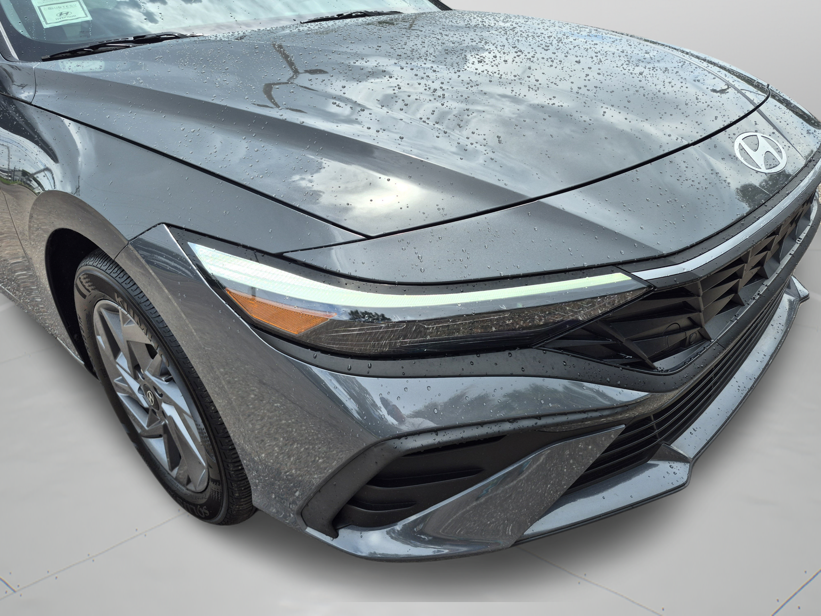 Certified 2025 Hyundai Elantra Hybrid FWD image 31