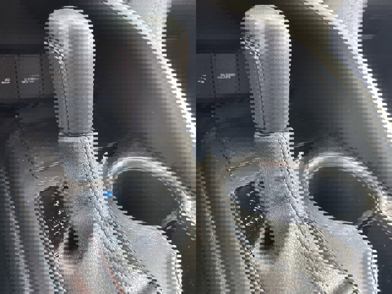 Used 2023 Toyota Camry SE image 6