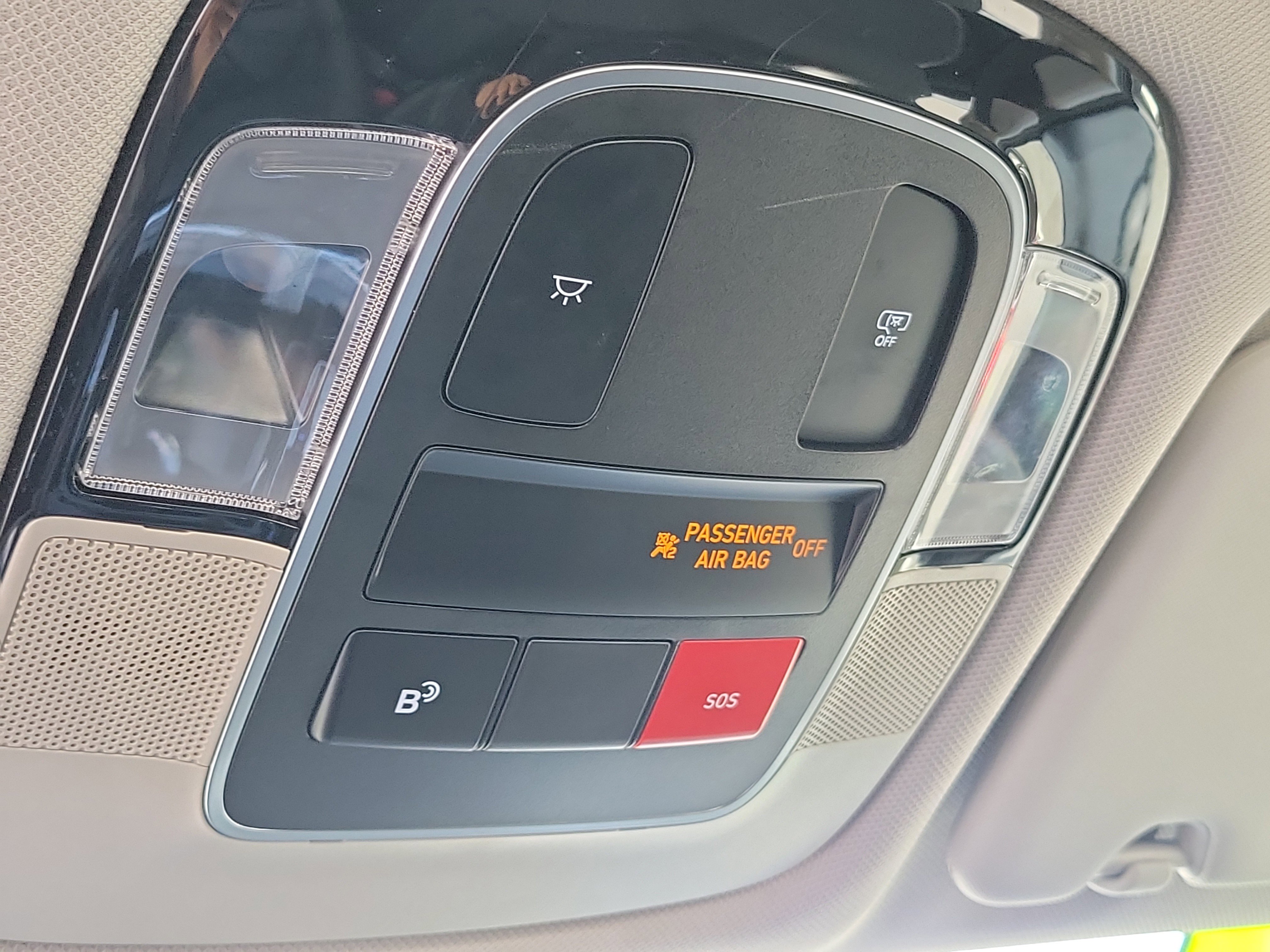 Certified 2025 Hyundai Tucson SE FWD image 18