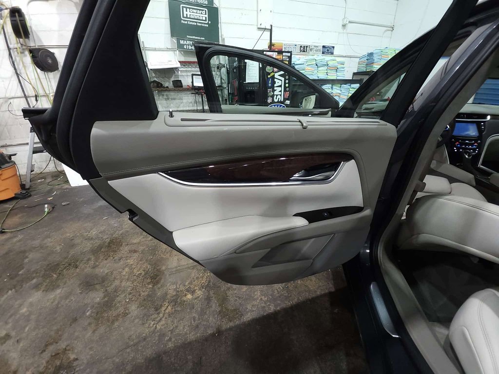 Used 2013 Cadillac XTS Platinum image 19