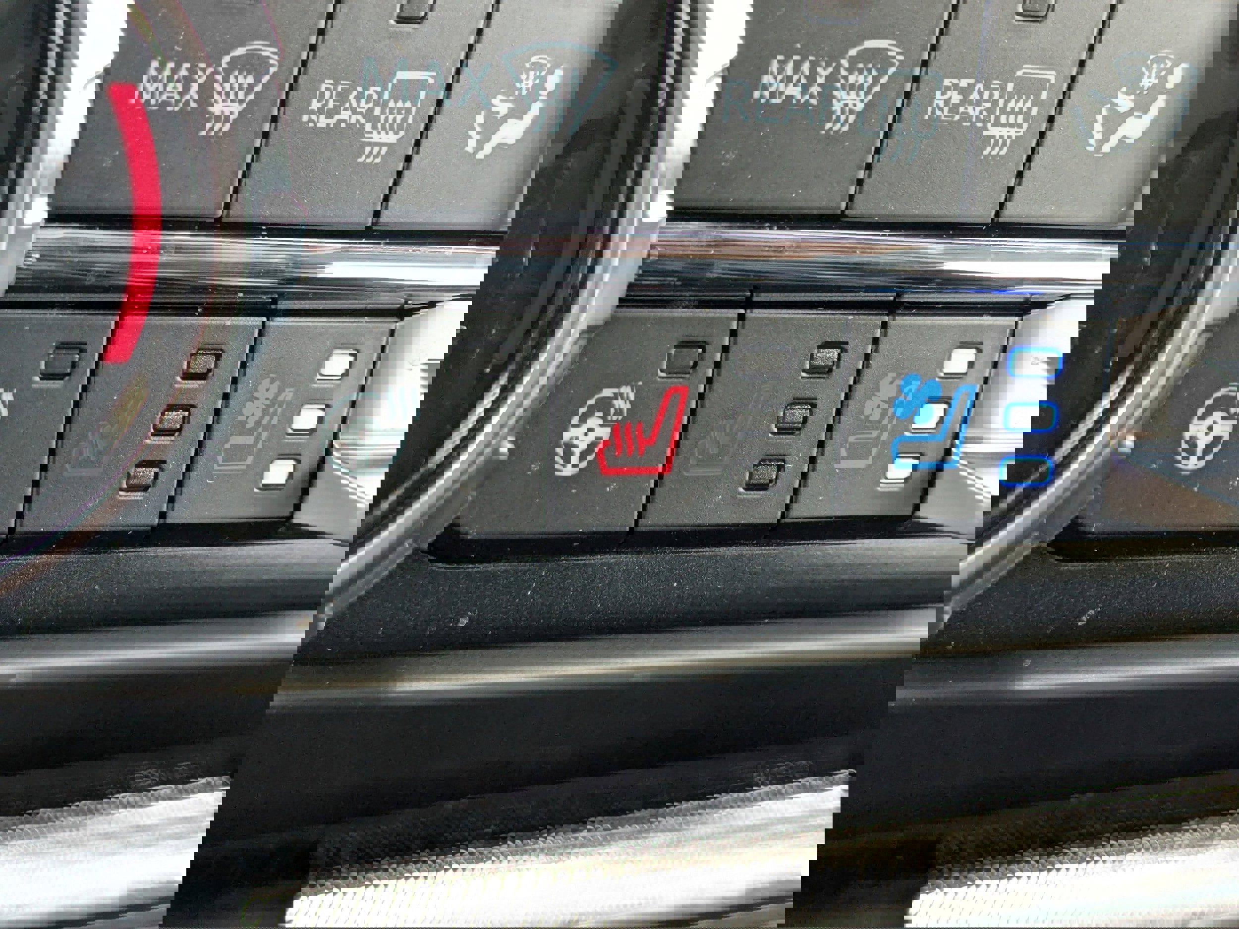 New 2025 Ford F150 Platinum w/ FX4 Off-Road Package image 46