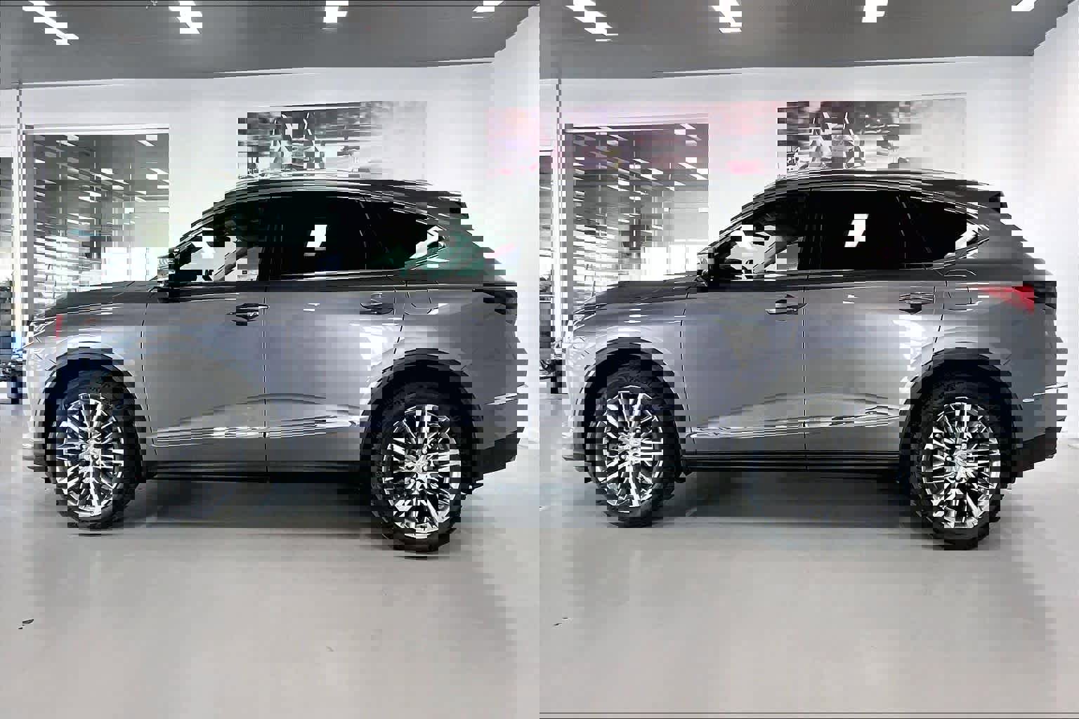 Used 2022 Acura MDX SH-AWD w/ Advance Package image 3