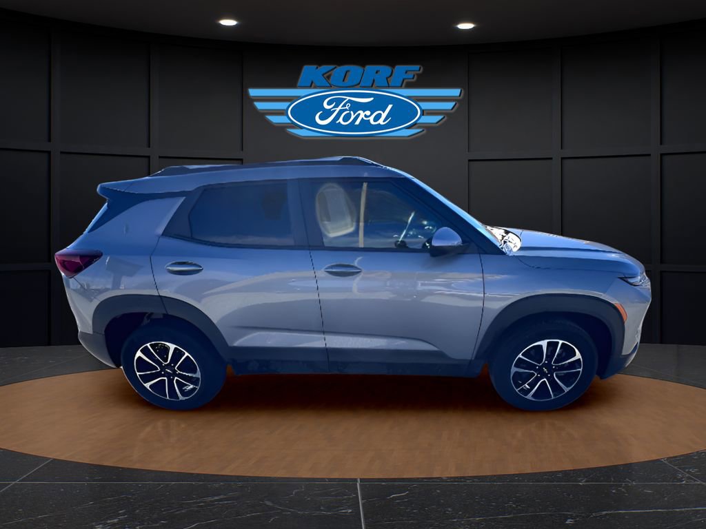 Used 2025 Chevrolet TrailBlazer LT image 6