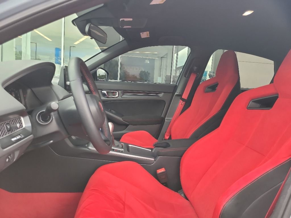 Used 2025 Honda Civic Type R image 7