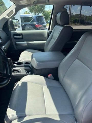 Used 2019 Toyota Sequoia Limited w/ Safety & Convenience Package AWD/4WD image 8