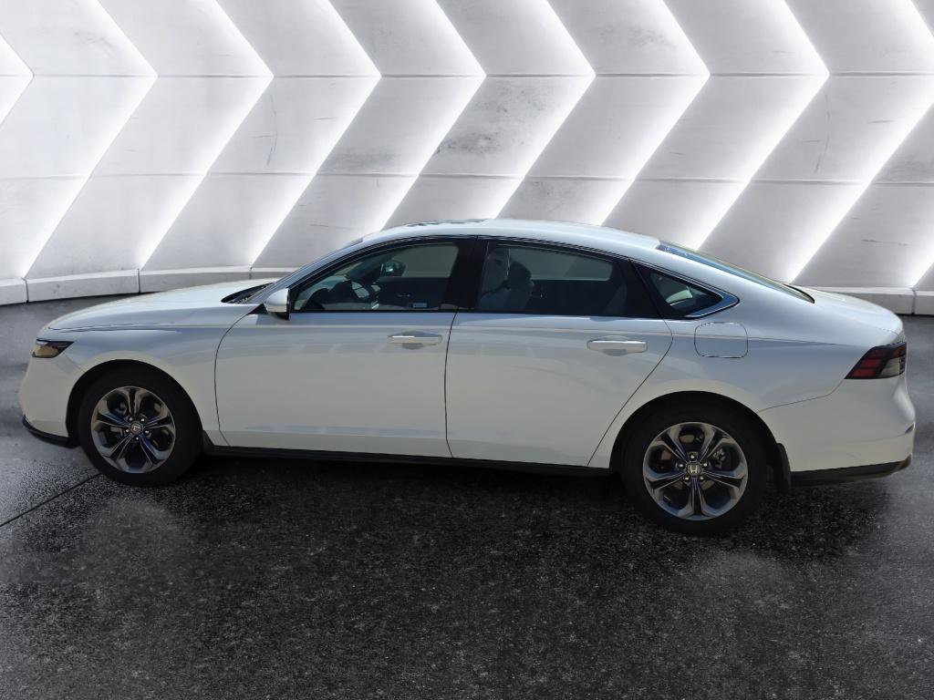 Used 2024 Honda Accord EX image 8