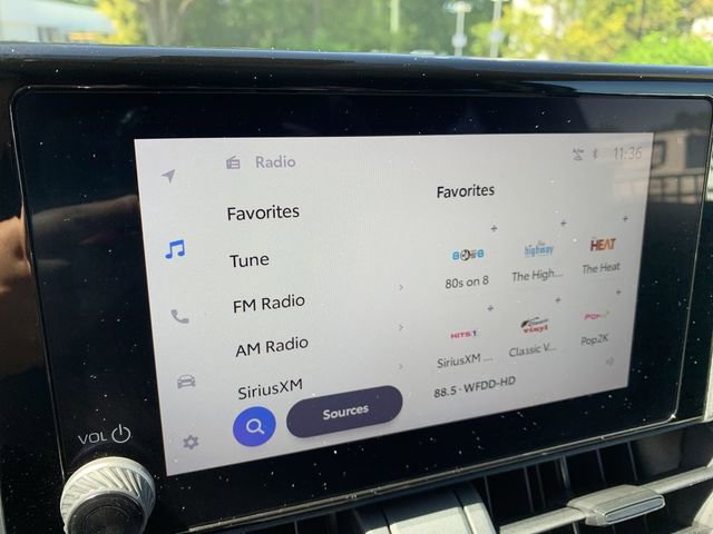 Used 2025 Toyota RAV4 LE AWD/4WD image 24