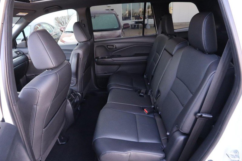 Used 2022 Honda Passport EX-L image 12