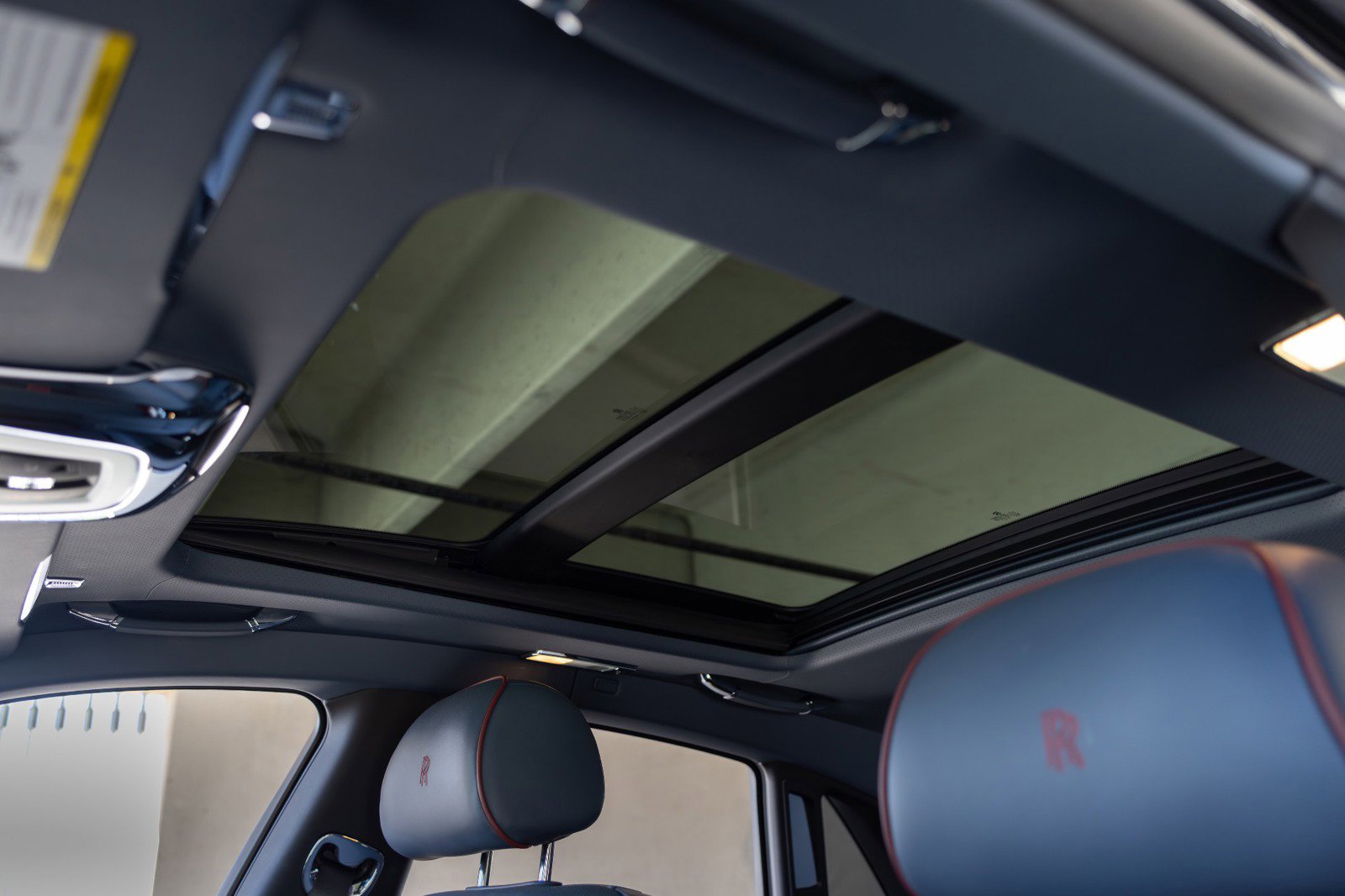 Used 2017 Rolls-Royce Ghost image 53