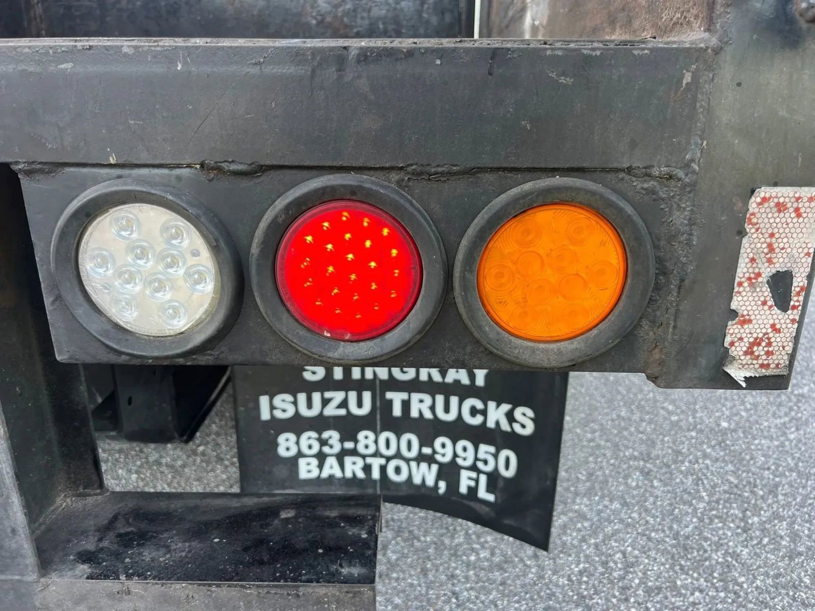 Used 2019 Isuzu NPR RWD image 20