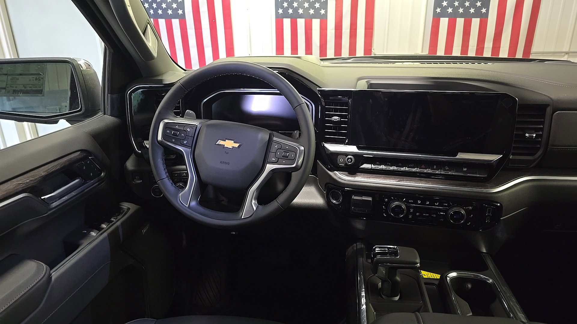 New 2026 Chevrolet Silverado 1500 LTZ w/ LTZ Premium Package image 18