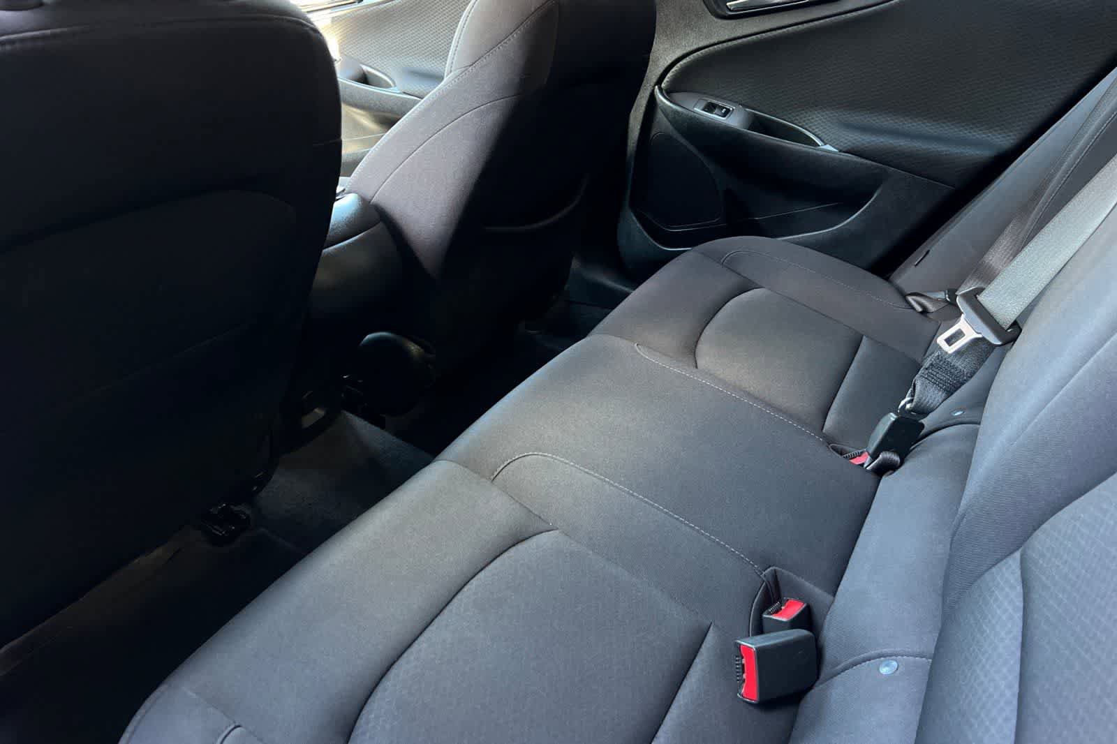 Used 2024 Chevrolet Malibu LS FWD image 5