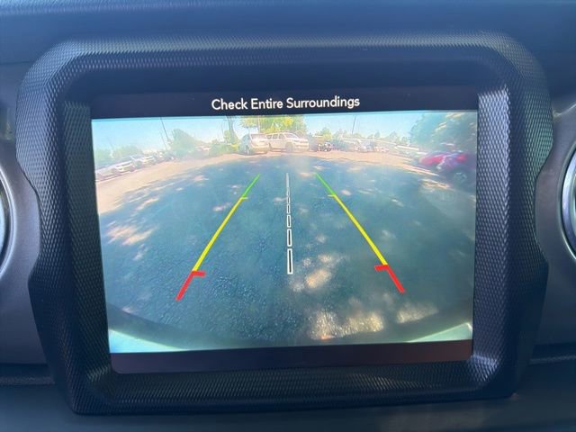 Used 2018 Jeep Wrangler Unlimited Sahara AWD/4WD image 23