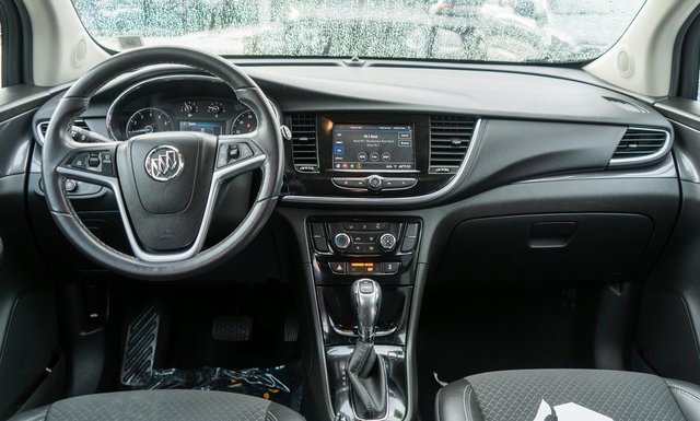 Used 2022 Buick Encore Preferred w/ Safety Package image 14