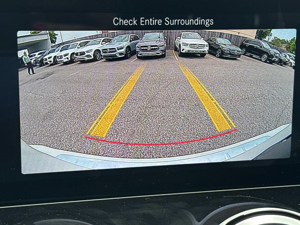 Used 2022 Mercedes-Benz GLB 250 image 26