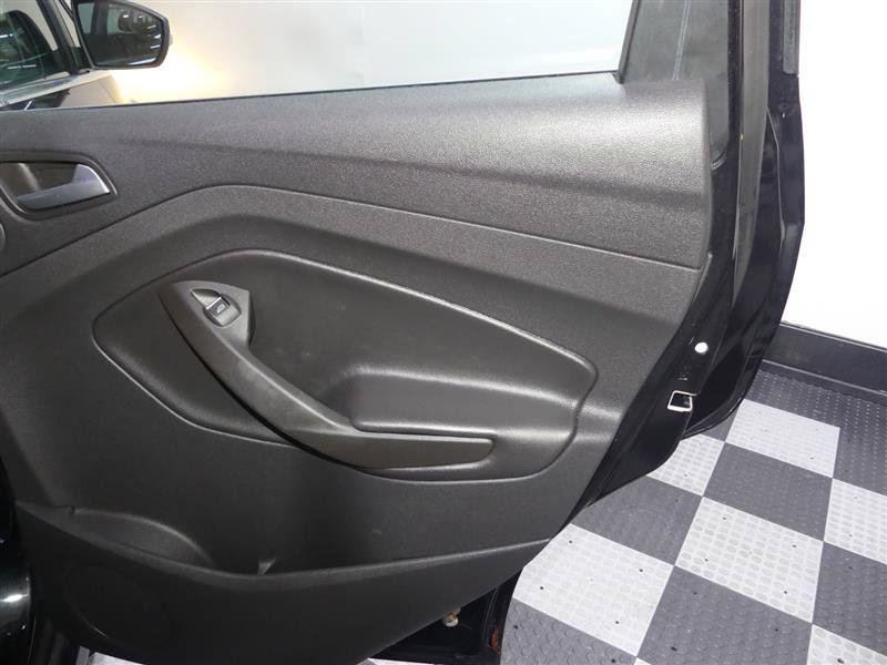 Used 2013 Ford C-MAX SEL FWD image 25
