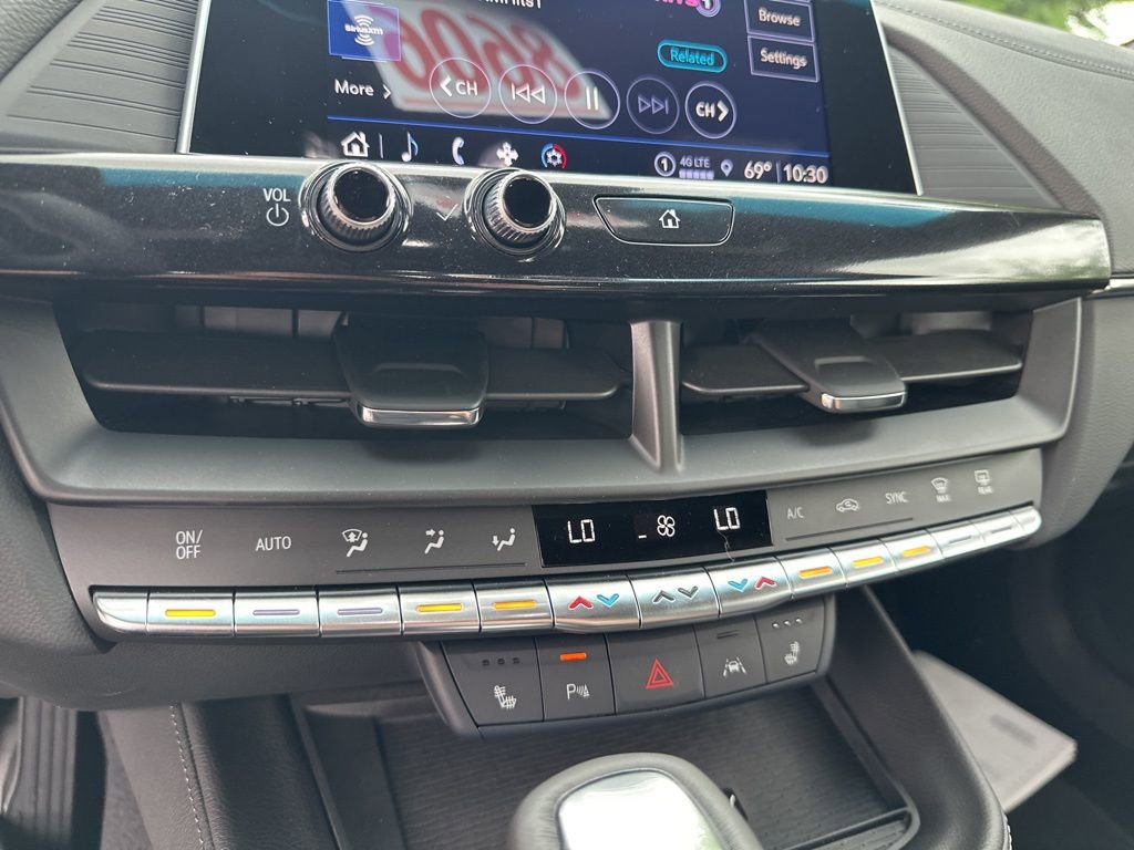 New 2026 Cadillac CT4 Luxury image 36