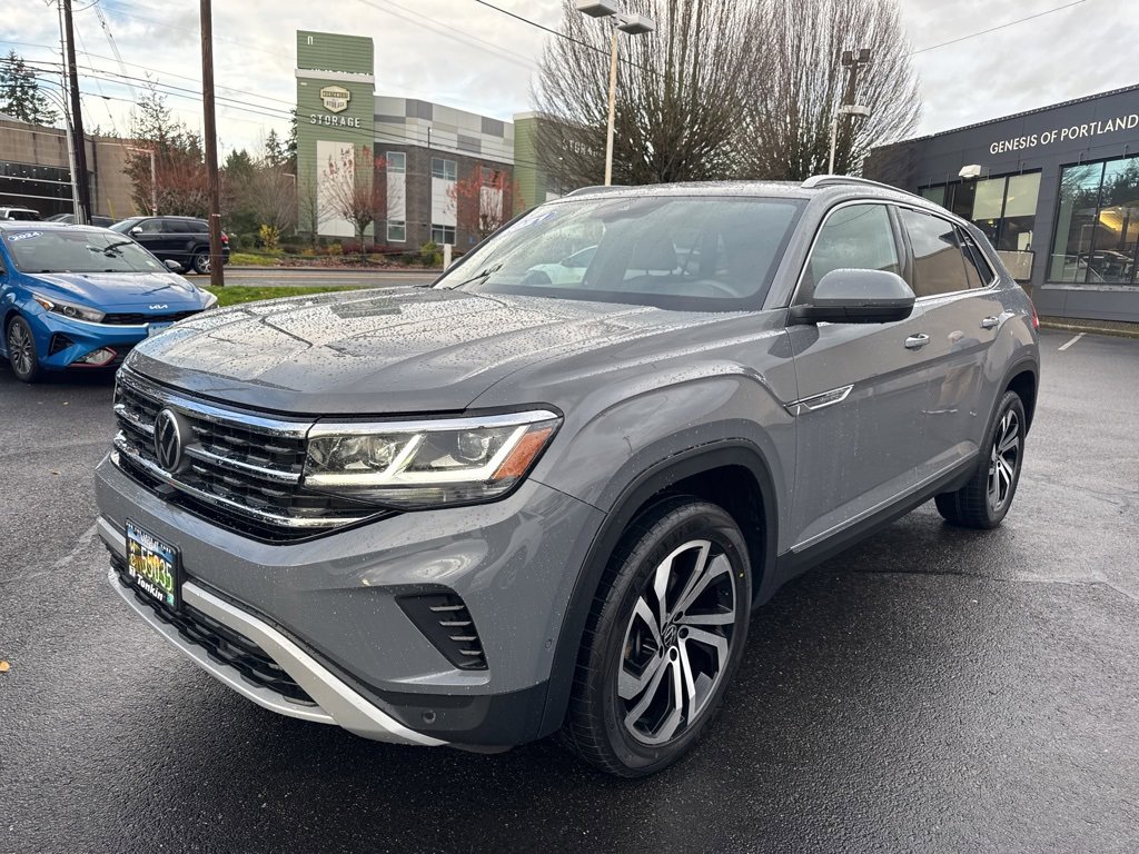 Used 2021 Volkswagen Atlas Cross Sport SEL Premium image 3