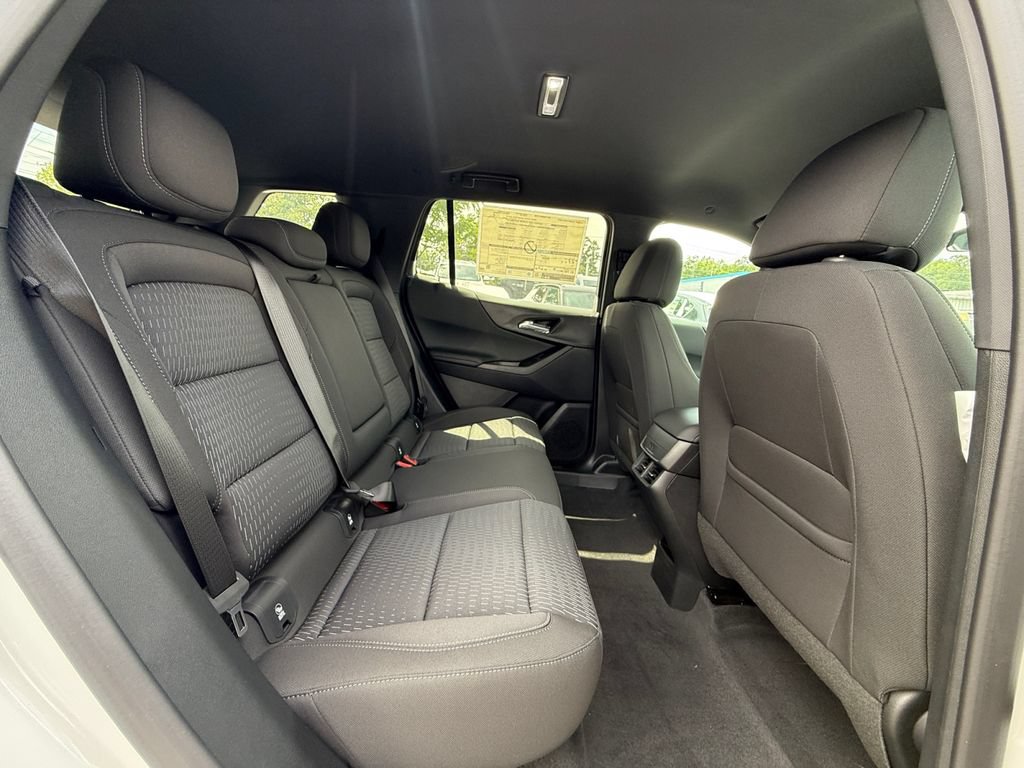 New 2027 Chevrolet Equinox LT FWD image 23