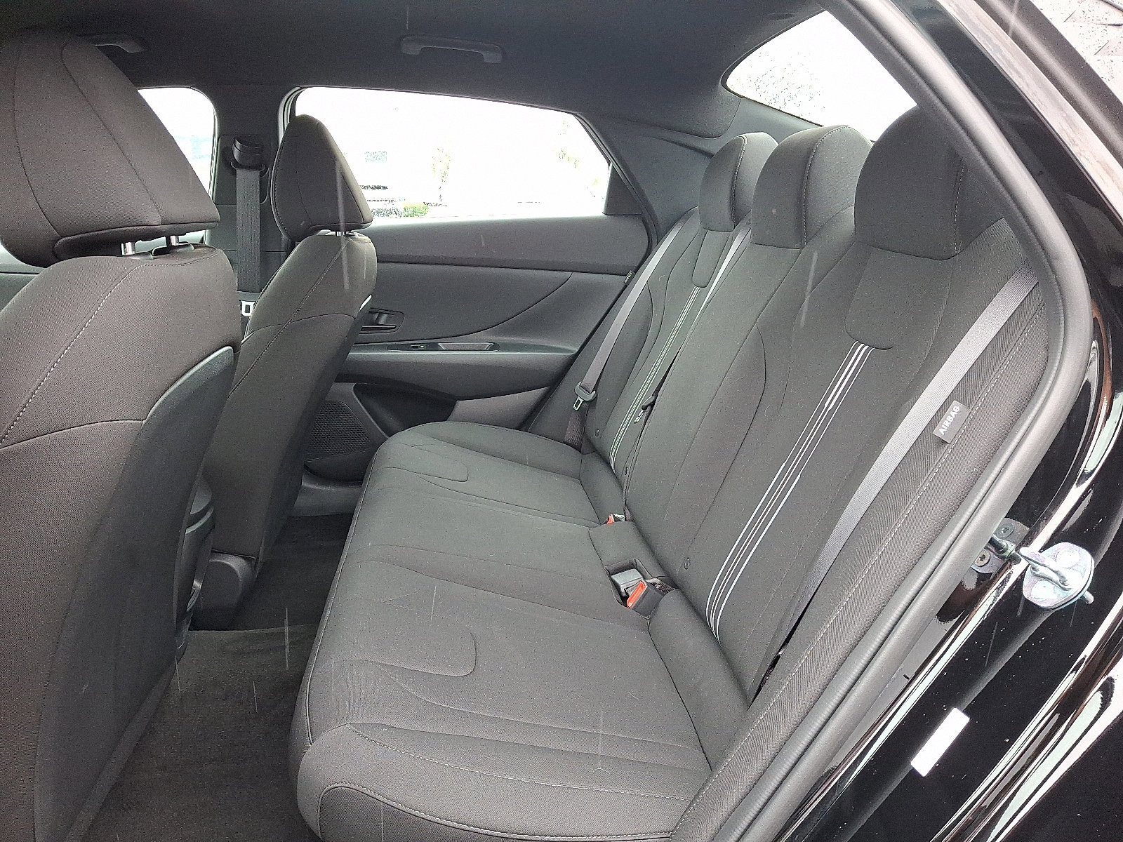 Certified 2025 Hyundai Elantra SEL image 10