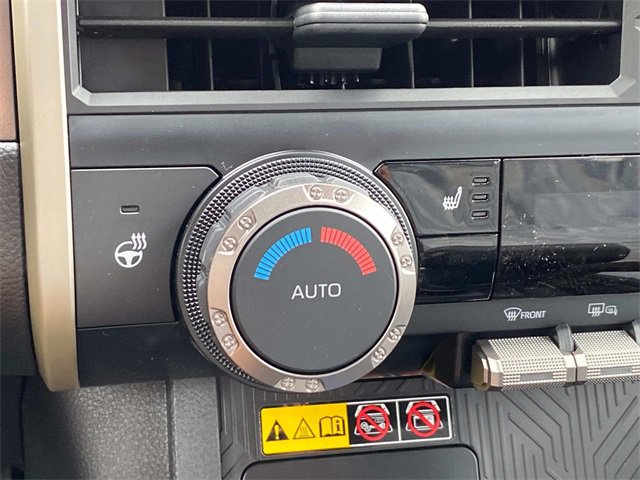 New 2025 Toyota Tacoma TRD Off-Road image 13