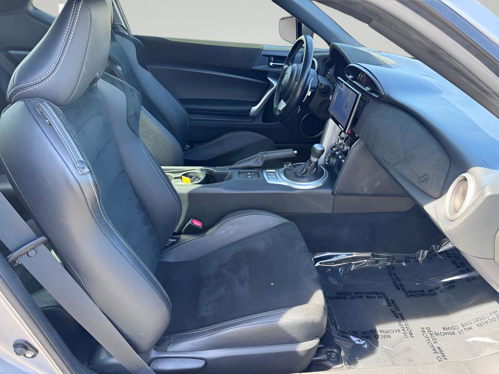 Used 2018 Toyota 86 image 29