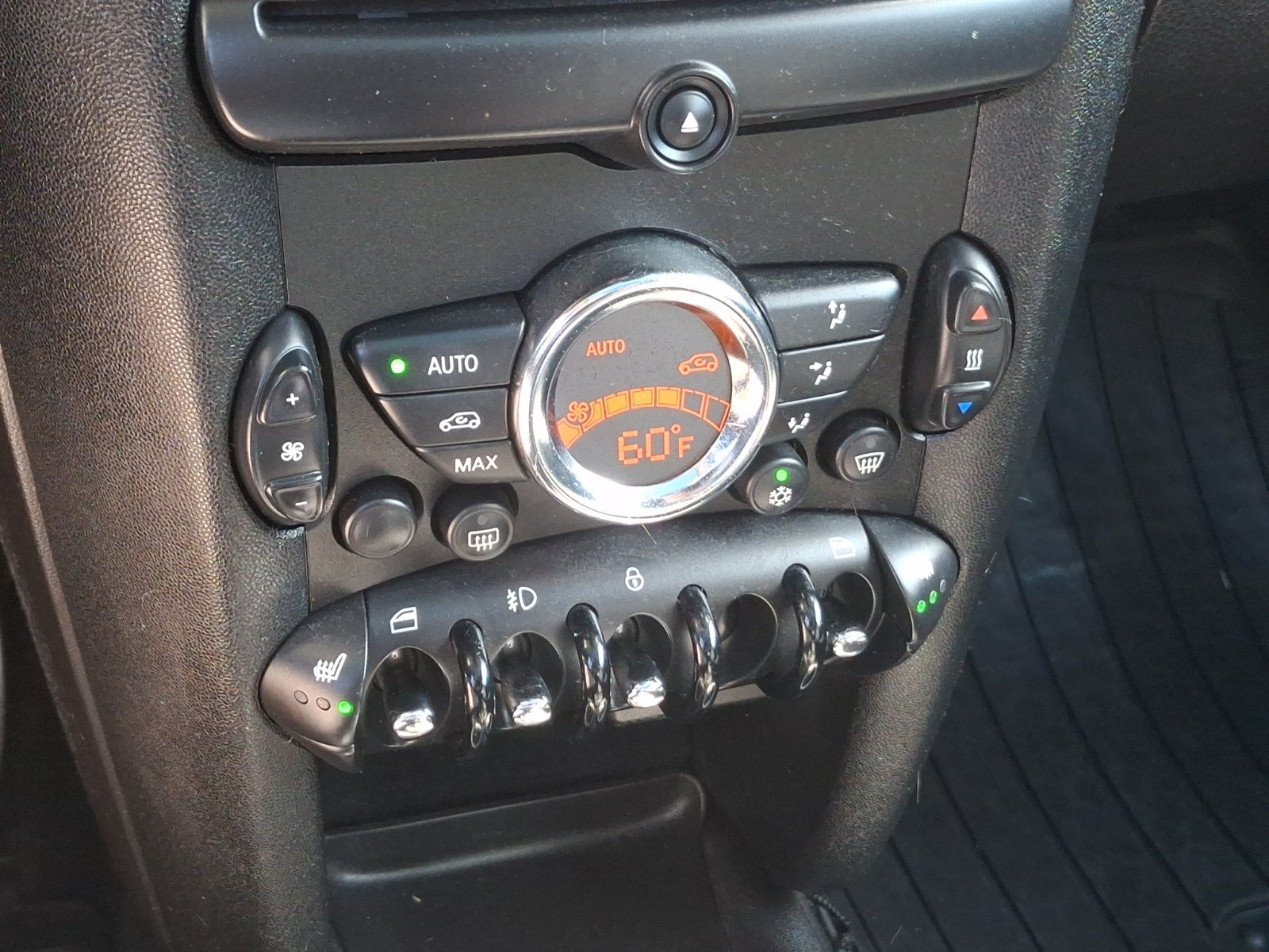 Used 2011 MINI Cooper Clubman S FWD image 16