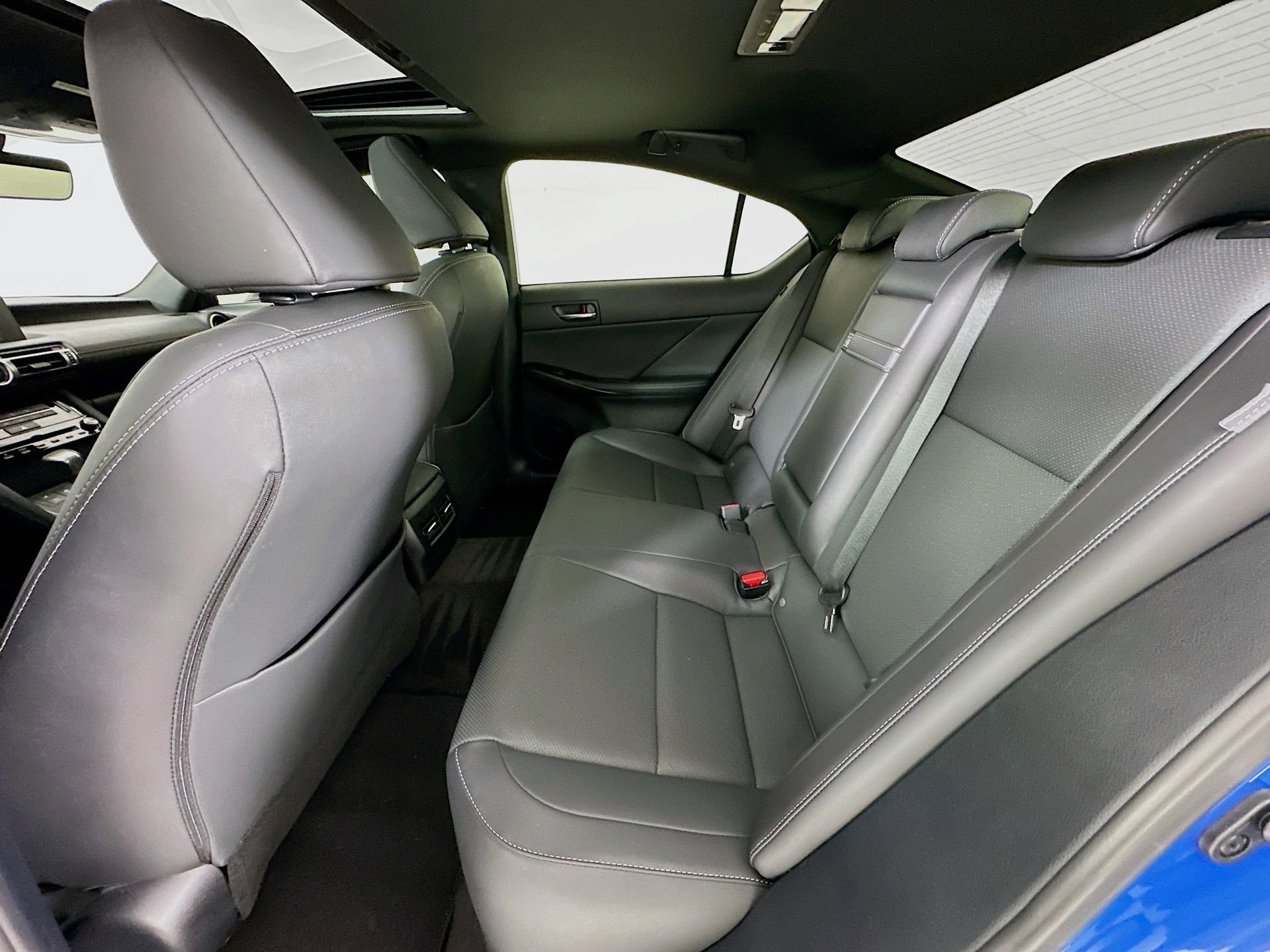 Used 2022 Lexus IS 300 w/ Premium Package image 25