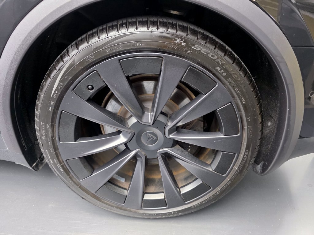 Used 2023 Tesla Model X AWD/4WD image 17