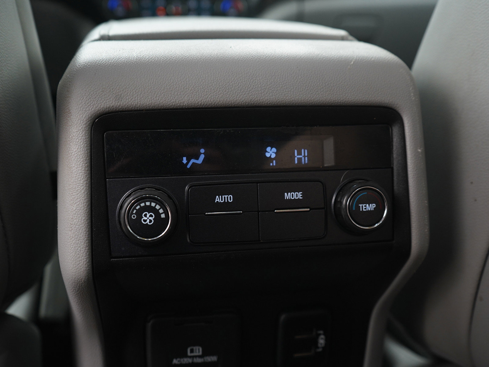 Used 2018 GMC Acadia SLT AWD/4WD image 24