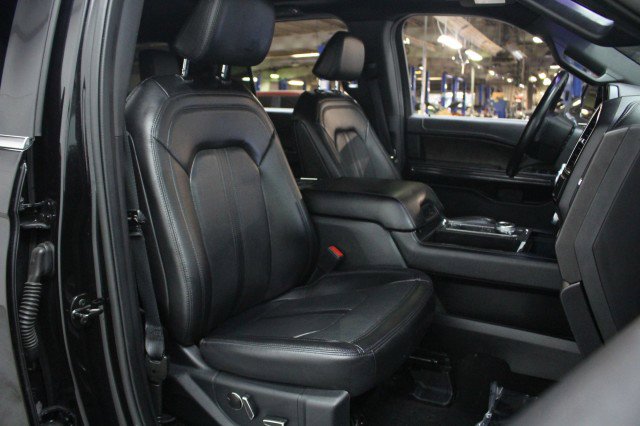 Used 2021 Ford Expedition Limited image 22