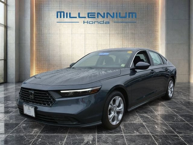 Used 2025 Honda Accord LX image 8