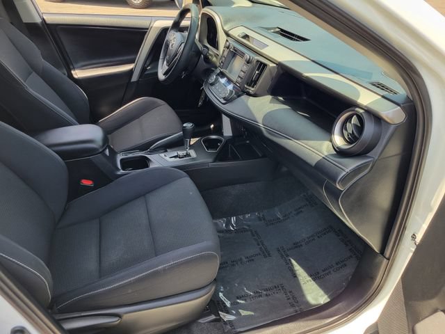 Used 2016 Toyota RAV4 XLE FWD image 18