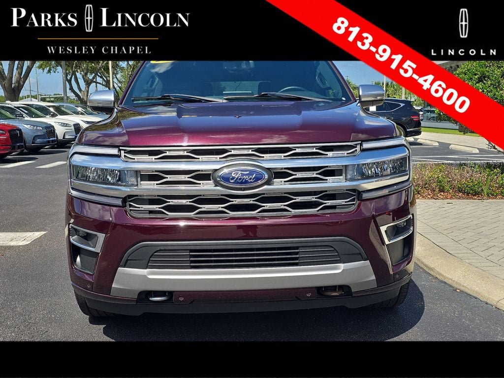 Used 2023 Ford Expedition Platinum AWD/4WD image 2
