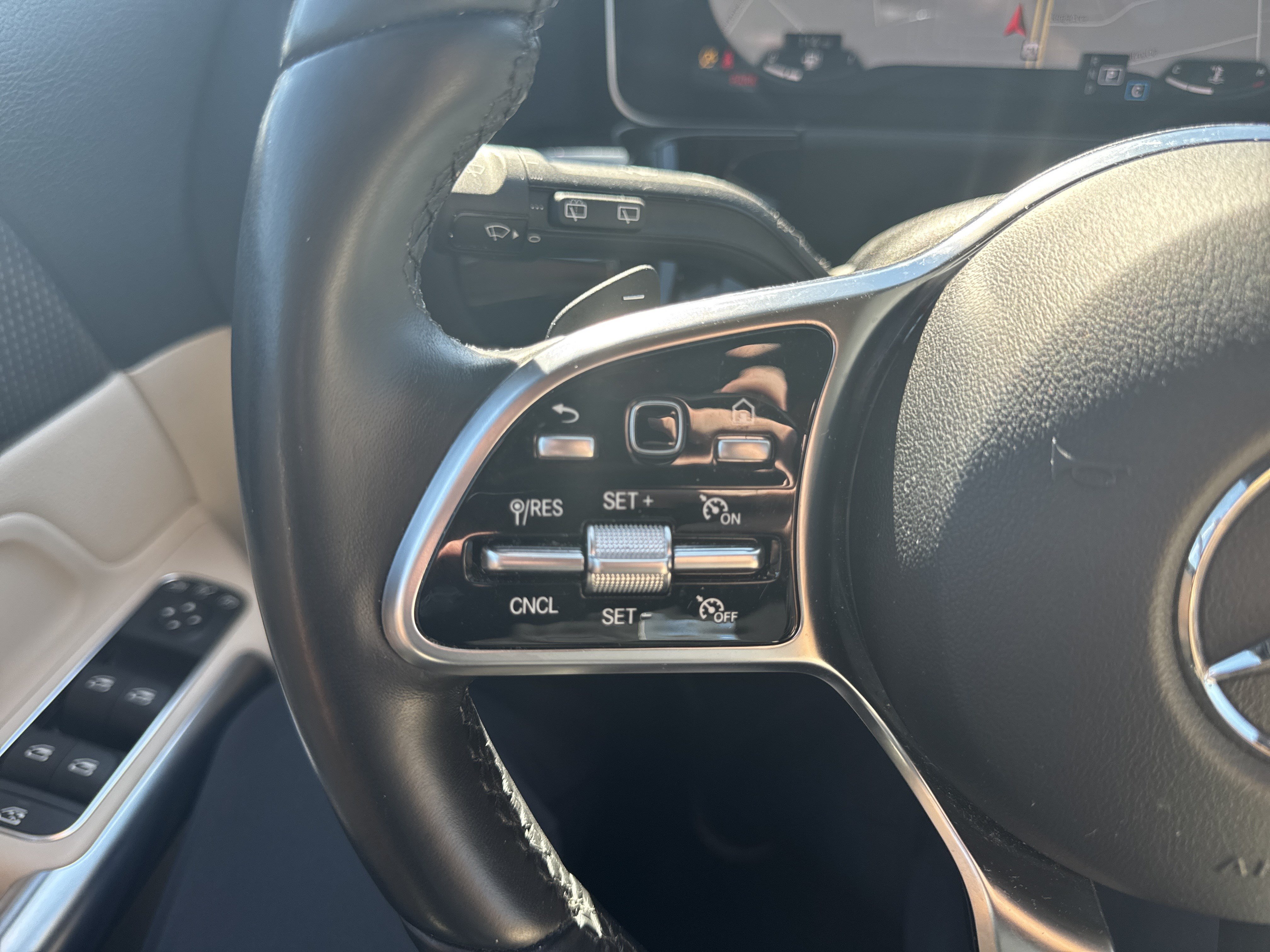 Used 2021 Mercedes-Benz GLA 250 4MATIC image 19