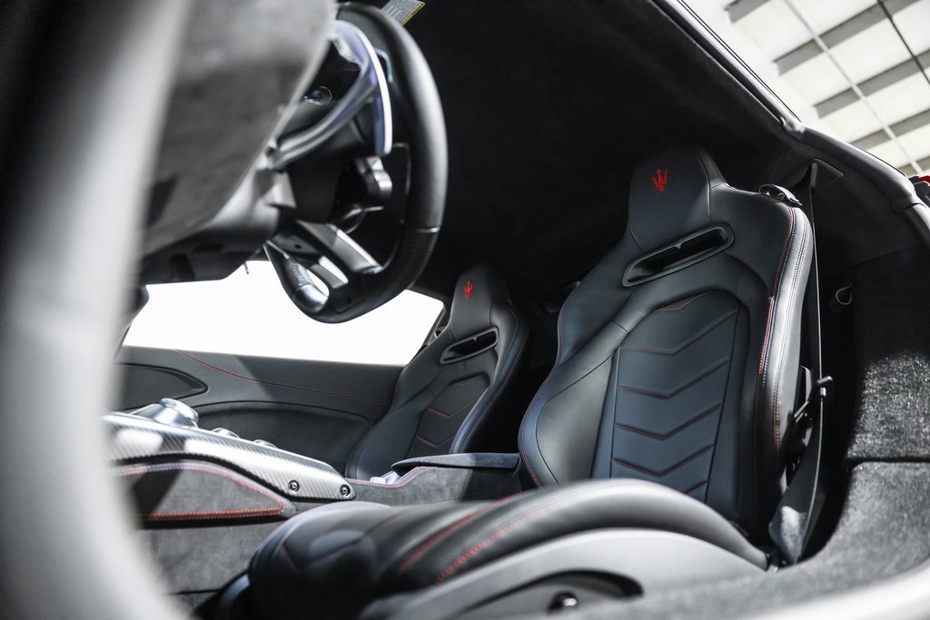 Used 2022 Maserati MC20 Coupe image 25
