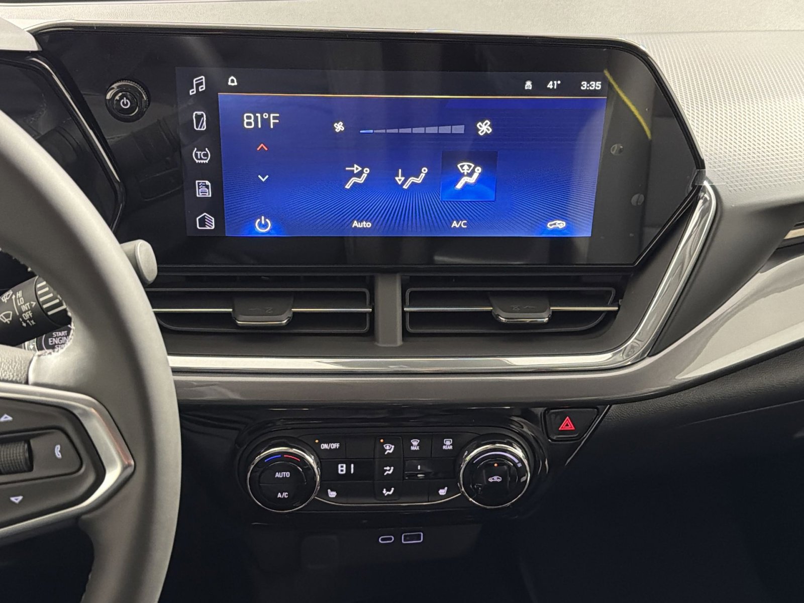 New 2026 Chevrolet Trax ACTIV FWD image 20