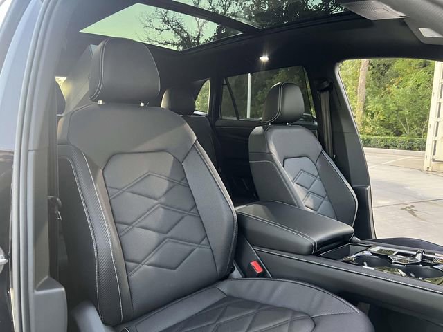 New 2026 Volkswagen Atlas Cross Sport SE image 25