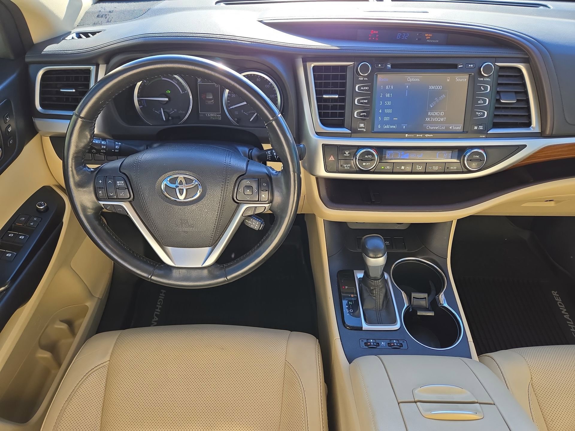 Used 2018 Toyota Highlander Limited Platinum w/ Carpet Mat Package (TMS) image 14