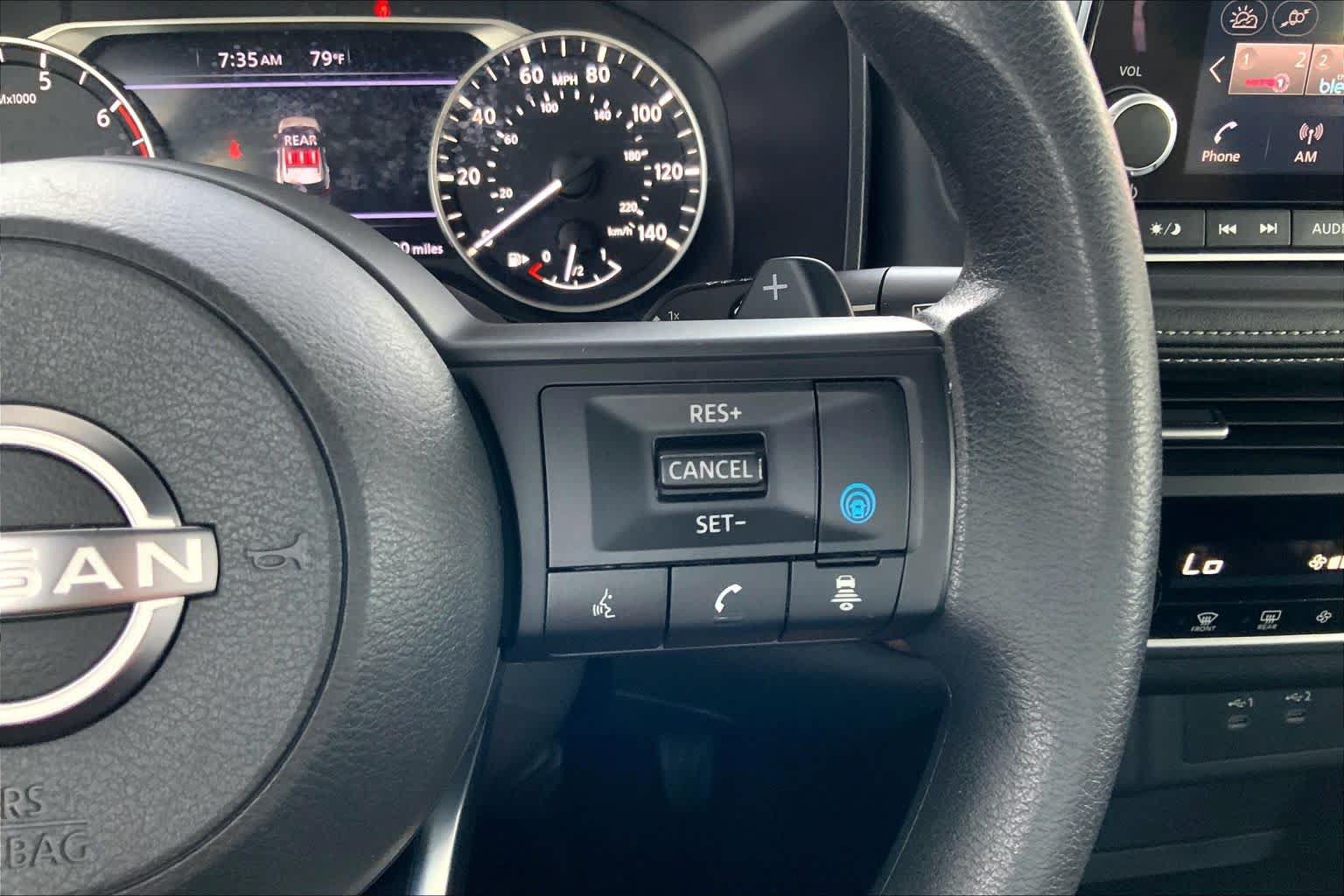 Used 2024 Nissan Rogue SV AWD/4WD image 24
