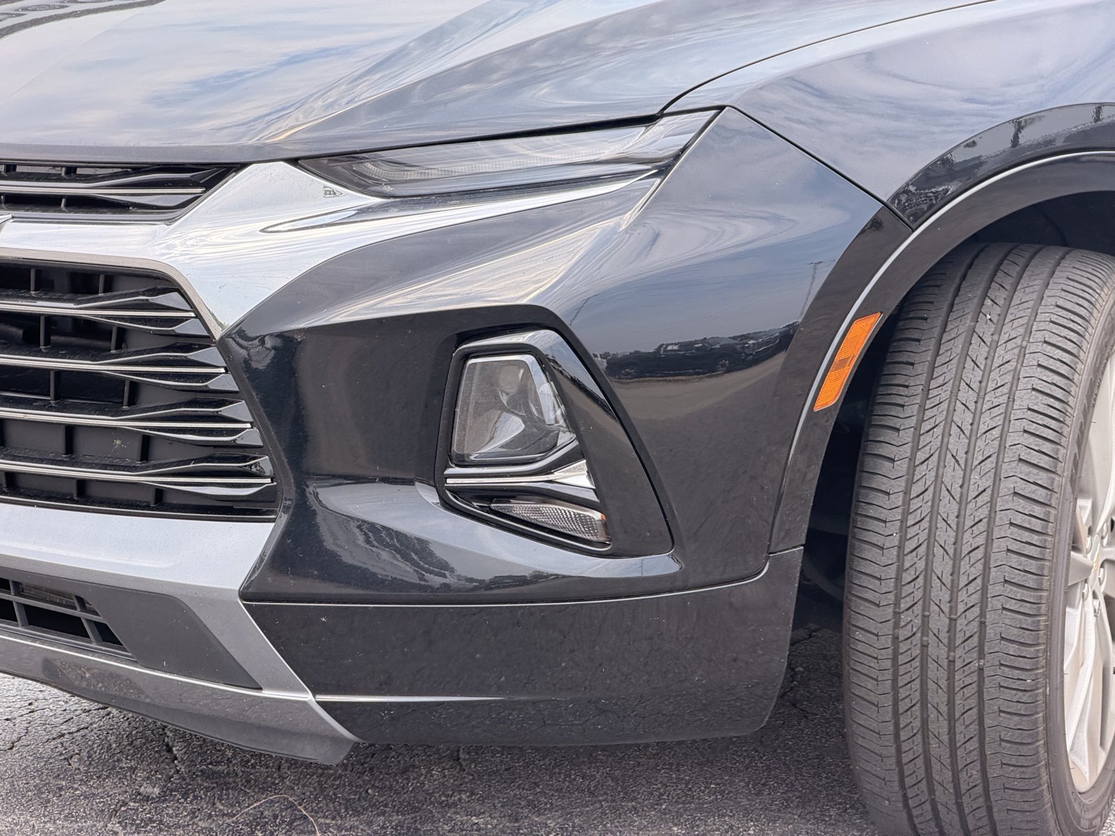 Used 2019 Chevrolet Blazer Premier w/ Sun and Wheels Package FWD image 8
