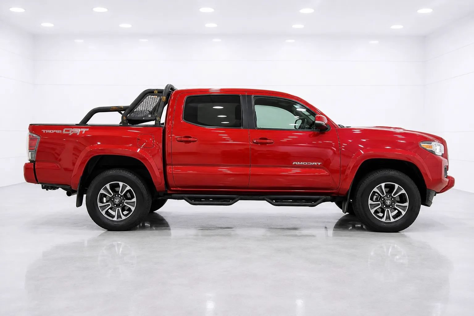 Used 2022 Toyota Tacoma TRD Sport w/ TRD Premium Sport Package RWD image 6