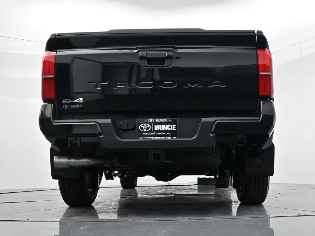 Used 2025 Toyota Tacoma SR5 image 36