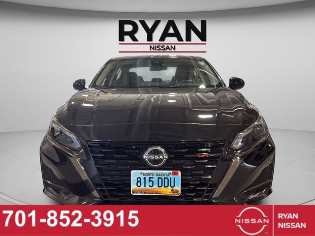 Certified 2024 Nissan Altima 2.5 SR w/ SR Premium Package AWD/4WD image 7