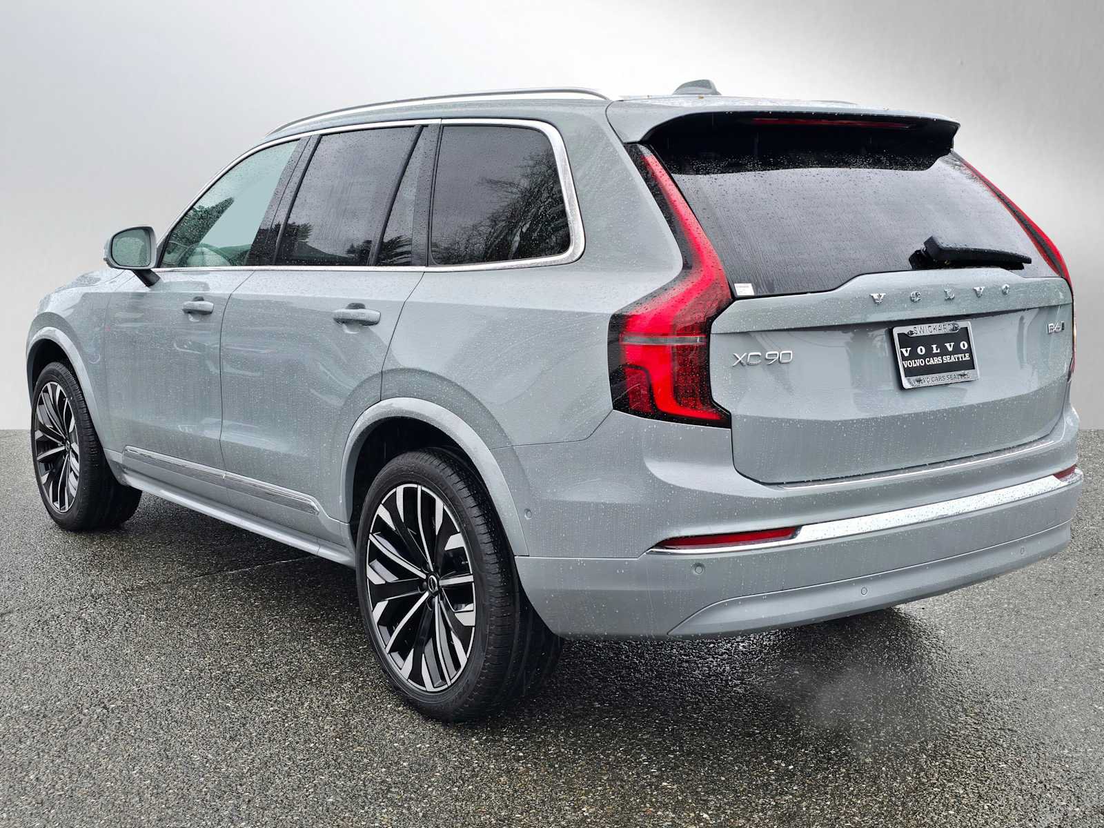 New 2026 Volvo XC90 B6 Plus w/ Protection Package Premier AWD/4WD image 5