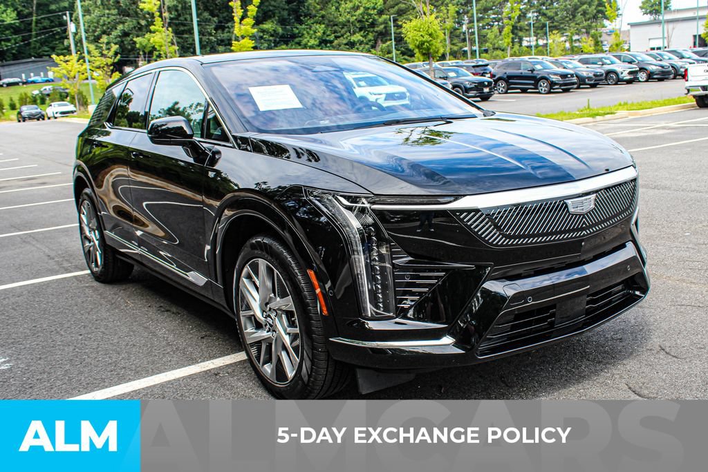 Used 2026 Cadillac Optiq Luxury 2 AWD/4WD image 4