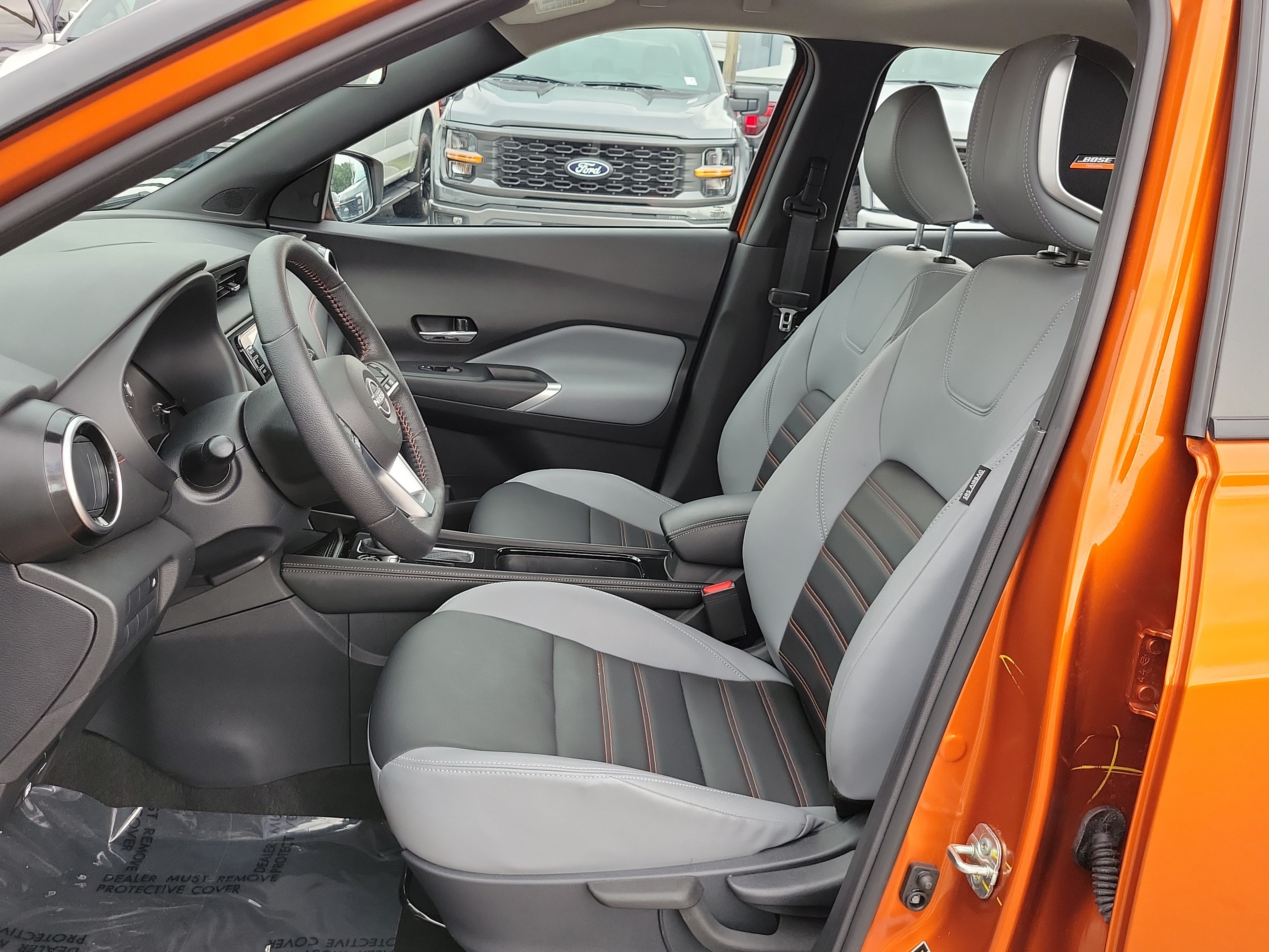 Used 2024 Nissan Kicks SR w/ SR Premium Package FWD image 9